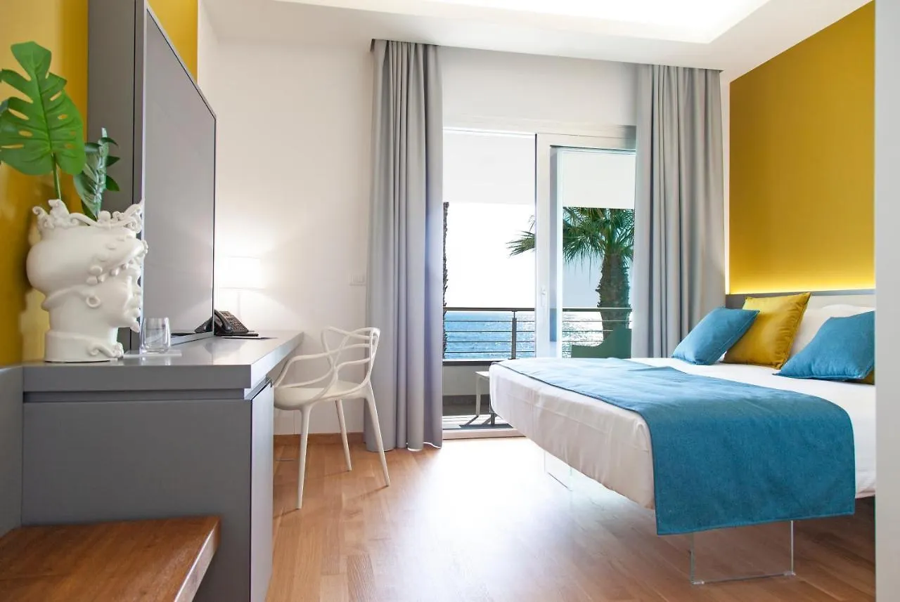 ריפוסטו Santantonioresort איטליה